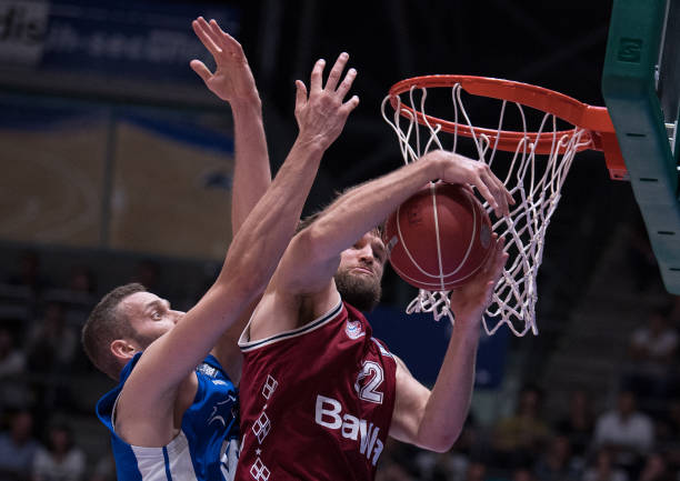 边后卫的需 边后卫的需